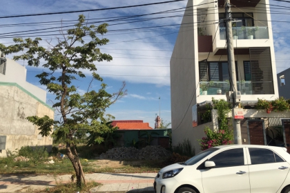 Anh chủ Thân Thương thiện chí Cần bán vài Lô đất Đường LÊ ẤM khu Hòa Xuân Mở rộng