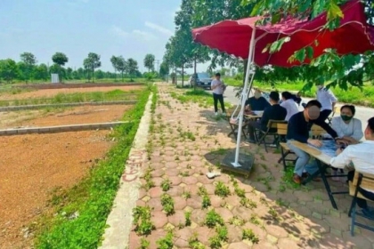 Môi giới nói sai thông tin nhà đất có thể bị phạt 120 - 160 triệu đồng