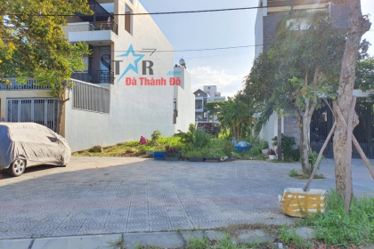 CHÍNH CHỦ CẦN BÁN LÔ ĐẤT ĐƯỜNG VŨ THÀNH NĂM - ĐỐI DIỆN BIỆT THỰ .