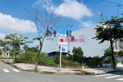 GÓC 2MT ĐƯỜNG HUỲNH VĂN GẤM VÀ ĐƯỜNG TRUNG LƯƠNG 10 - HÒA XUÂN .