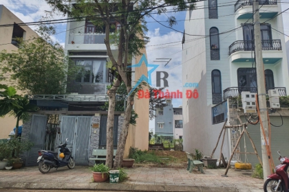 BÁN ĐẤT ĐƯỜNG ĐINH VĂN CHẤP B1.39 LÔ 28 - ĐÔNG BẮC - HÒA XUÂN .