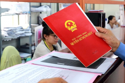 Đổi từ CMND sang CCCD có phải đính chính sổ đỏ, sổ hồng?