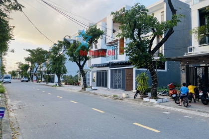Cần bán lô Biệt thự B2.1 Đảo Vip Hoà Xuân đường Trung Lương 9 Vị trí Đẹp