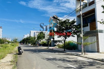 Bán lô đất mặt tiền đường Diên Hồng, Hòa Xuân, Cẩm Lệ