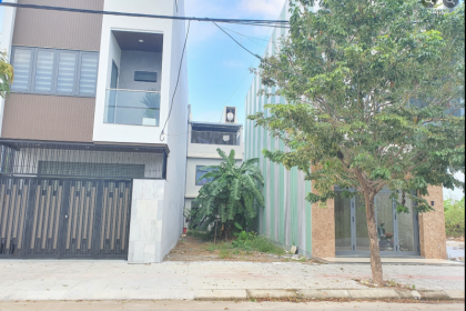 100m2 Đường Diên Hồng _ Hòa Xuân - sát góc ngã tư ( Sân banh )- 5,3 tỷ