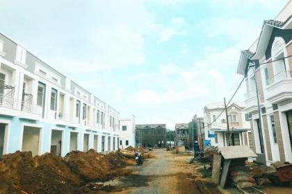 Giá shophouse tăng mạnh, nhà đầu tư chủ yếu mua đi bán lại kiếm lời