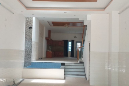 Chính chủ cho thuê Căn nhà 3 tầng đường HUỲNH NGỌC ĐỦ mới xây rất đẹp thuộc Hòa Xuân - Cẩm Lệ .