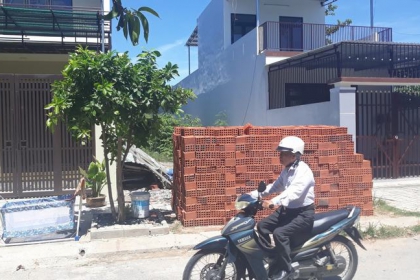 Bán gấp Vũ Miên đường thông , đầu đường , giá rẻ 2110,Dt 100m2, , hướng Tây Lh: 0707093925 MR Long