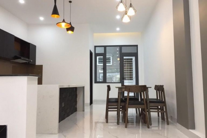 BÁN NHÀ NGUYỄN TRI PHƯƠNG , ĐƯỜNG PHẠM XUÂN ẨN , NHÀ MỚI , THIẾT KẾ SANG TRỌNG, MÓNG BĂNG 