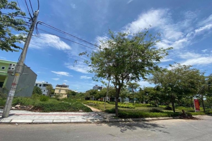 Bán đất 2 mặt tiền Lê Văn Quý và An Đồn 5 sát Phạm Văn Đồng 