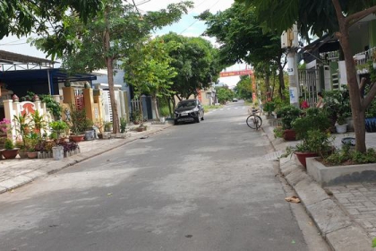 hòa xuân , còn 1 lô giá 2130 cho khách định cư lâu dài
