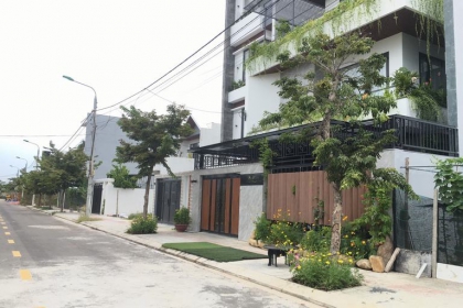 BÁN LÔ RẺ NHẤT THỊ TRƯỜNG ( B1.101 LÔ TÂY BẮC ) THUỘC PHƯỜNG HÒA XUÂN LH 0934810516.