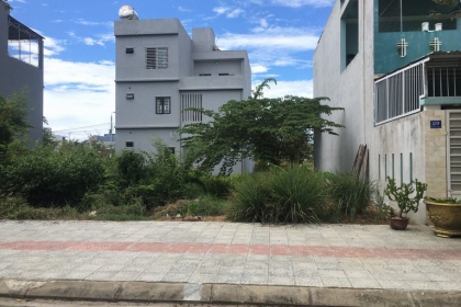 CẦN BÁN THANH LƯƠNG 24 - ĐÔNG NAM GIÁ SIÊU TÔT LH 0934810516 XEM ĐẤT .