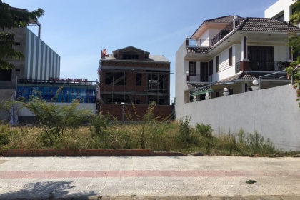 CHÀO BÁN NHANH LÔ BIỆT THỰ VIEW KÊNH B2.20 LÔ 45 , ĐỐI DIỆN EUROVILLAGE 2 SIÊU ĐẸP - PHƯỜNG HÒA XUÂN - CẨM LỆ -ĐÀ NẴNG .
