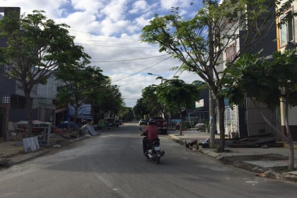 Bán đất đường Tôn Thất Dương Kỵ - Sát ngay chân cầu Nguyễn Tri Phương - hướng Tây Nam