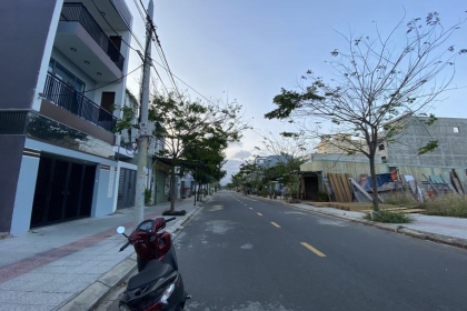 Hòa Xuân mở rộng có lô đất cực đẹp, đối lưng trường học, gần cầu Hòa Xuân 