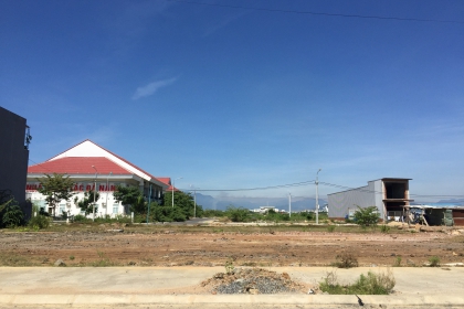 BÁN LÔ ĐẤT ĐƯỜNG VÕ CHÍ CÔNG NỐI DÀI KHU HÒA QUÝ LH CHUNG 0934810516