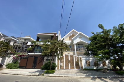 Chính chủ bán đất đường Trung lương 10 - thuộc khu đảo VIP - phường Hòa Xuân - Đà Nẵng