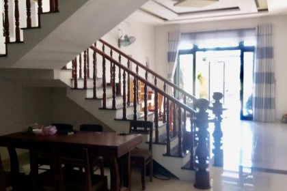 CẦN BÁN NHANH - Nhà 2 Tầng 2 Mê Khu Bá Tùng GĐ1, Hoà Quý, Đối diện công viên