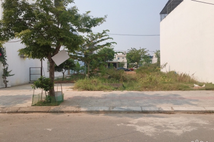 CHUYÊN NHƯỢNG VÀI LÔ ĐẤT ĐẢO VÍP BAO RẺ , BAO ĐẸP KHU HÒA XUÂN LH CHUNG 0934810516