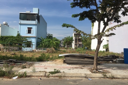 BÁN LÔ ĐẤT TOĐƯỜNG THANH LƯƠNG 16 - ĐÔNG NAM - SẠCH GIÁ TỐT LH CHUNG