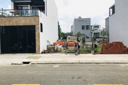 Còn 1 lô đường Mạc Đăng Dung cực đẹp, thuộc khu đô thị sinh thái Hòa Xuân. 