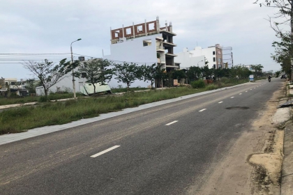 ​TÔI CẦN BÁN LÔ ĐẤT BIỆT THỰ ĐƯỜNG BÙI THIỆN NGỘ B2.3 LÔ 14