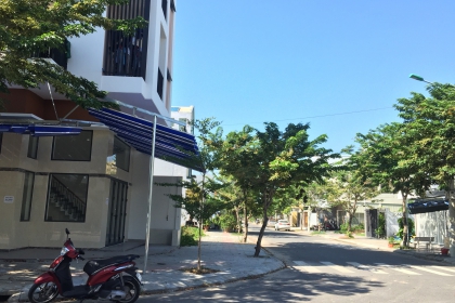 cần bán lô 2 mt Thanh Hóa Trần Viện khu Nam Cẩm lệ