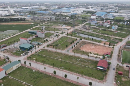 Chuyện gì đang xảy ra sau những cơn sốt đất?