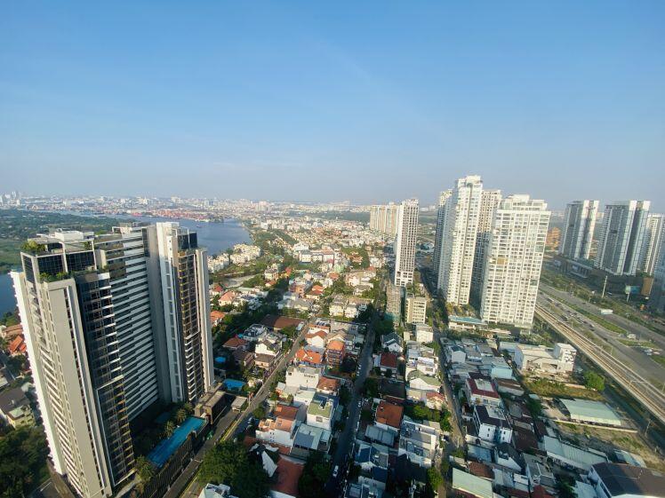Giao dịch giảm, giá bất động sản vẫn tăng