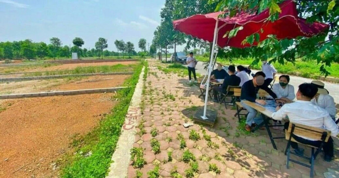 Môi giới nói sai thông tin nhà đất có thể bị phạt 120 - 160 triệu đồng