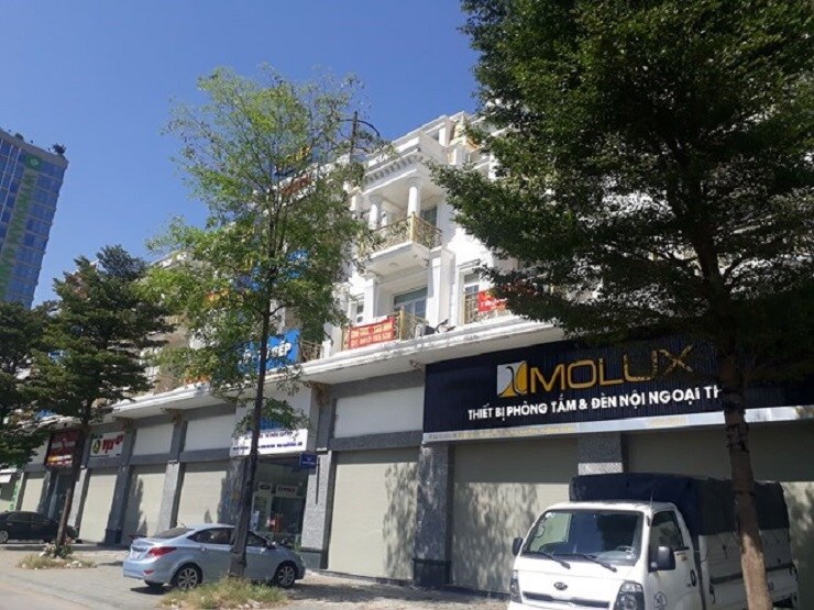 La liệt nhà phố, biệt thự bỏ hoang nhưng giá bán vẫn 