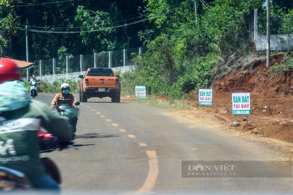 Đất nền vùng ven ế ẩm, nhà đầu tư cắt lỗ mong thoát hàng