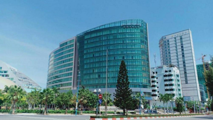 DIG: Vợ Chủ tịch đăng ký mua 1 triệu cp